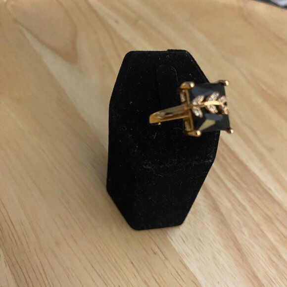 ANNA WEDDING ENGAGEDMENT RING  SIZE 9 - Picture 2 of 3